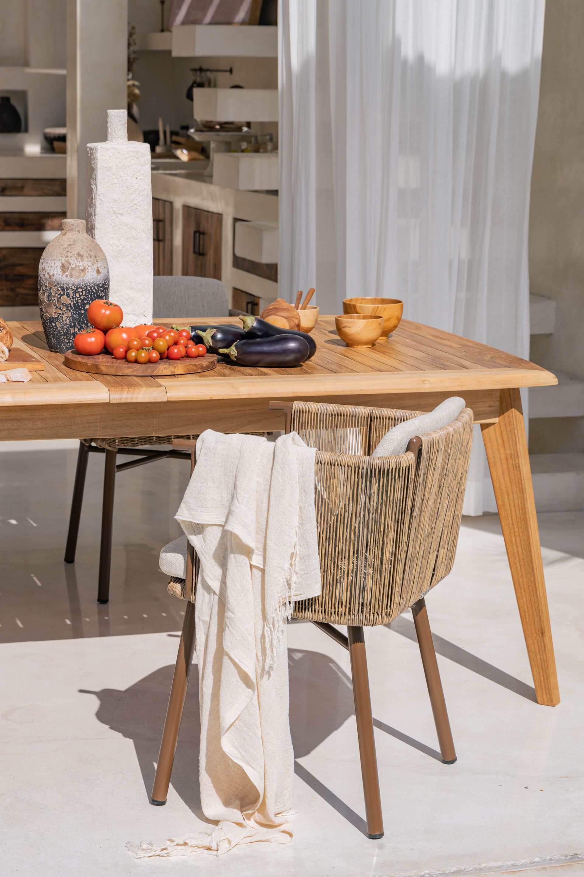 Прямоугольный садовый стол из тикового дерева cbdesign Continuum ARCH-00146578 - Вид №6