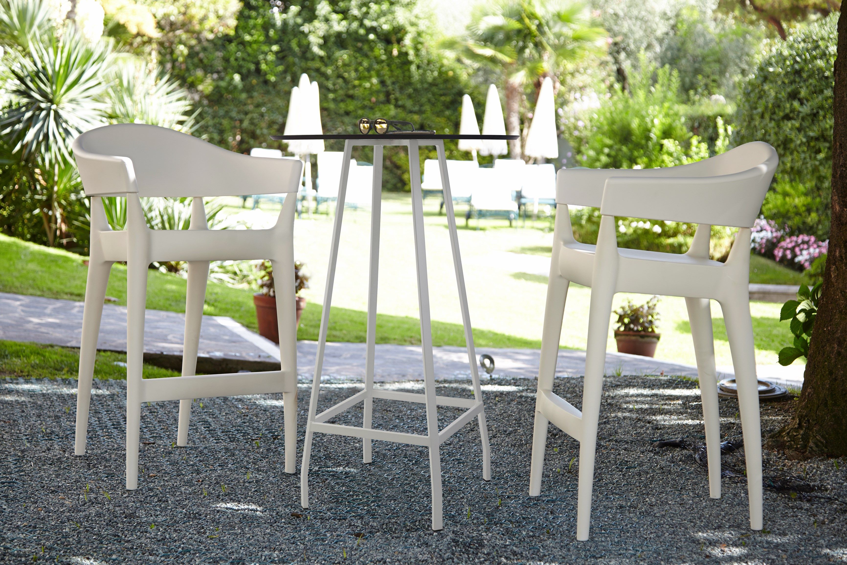 Табурет из полиэтилена ALMA DESIGN ARCH-00091970 - Вид №2