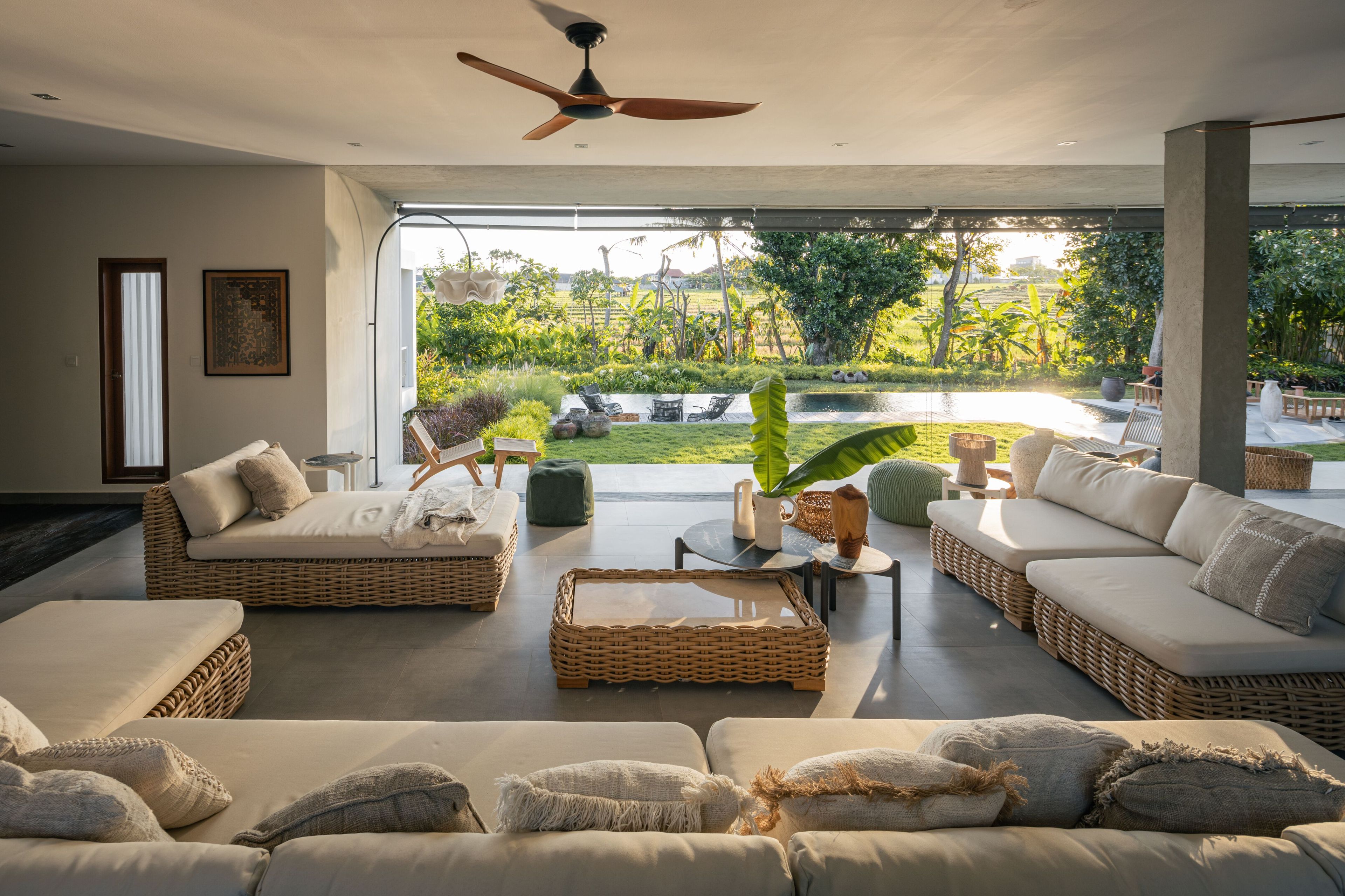 Мраморный прямоугольный низкий садовый столик cbdesign Bubble ARCH-00093308 - Вид №2