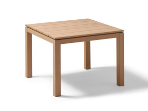 Квадратный садовый стол в TechTeak