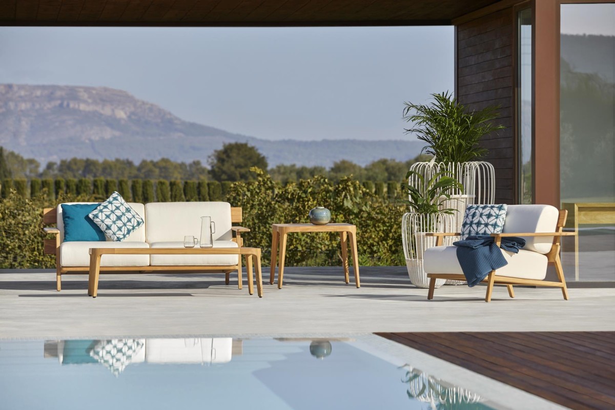 107056 Столик 70 x 70 см Point Paralel POINT1920 