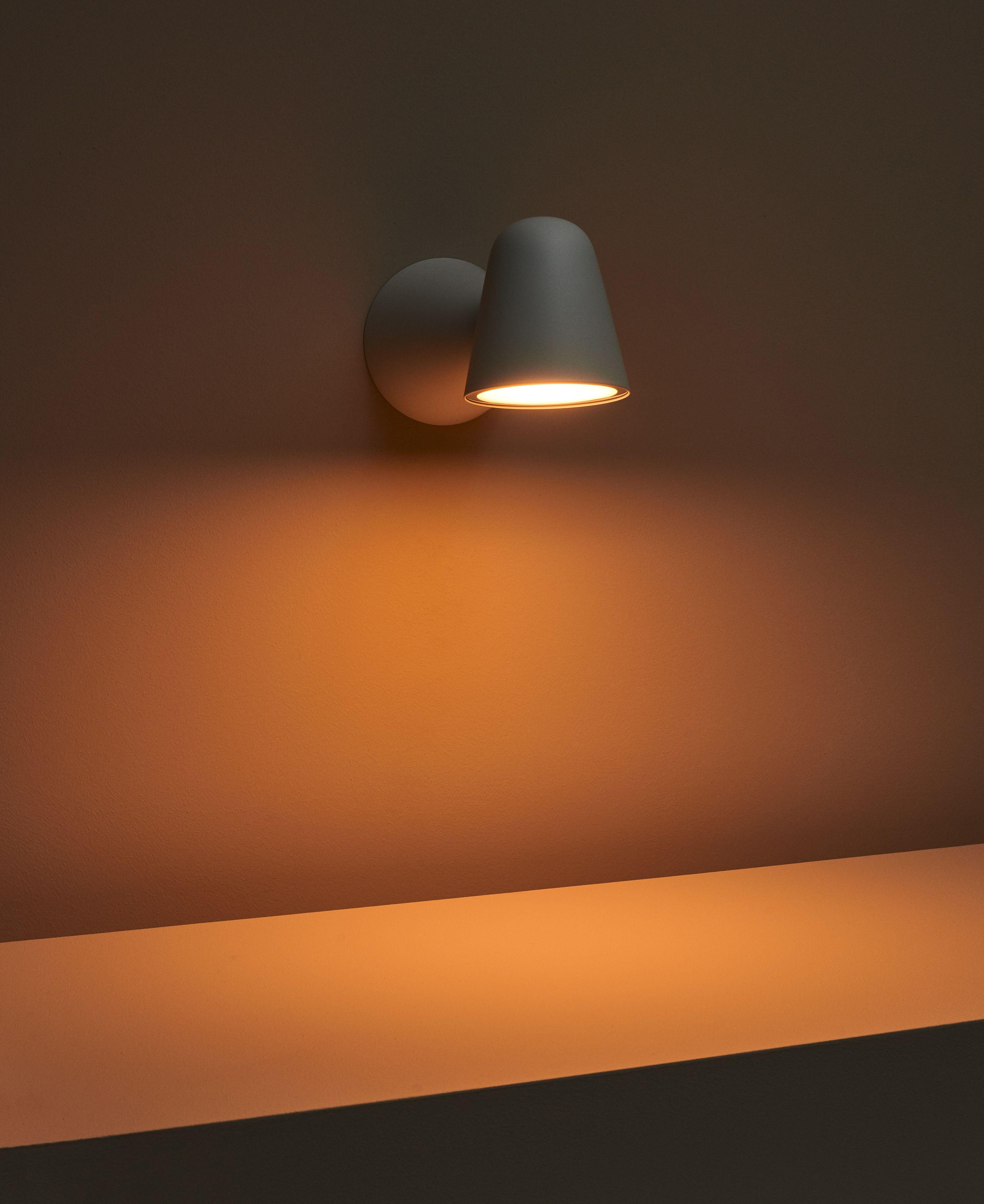 Регулируемый светодиодный настенный светильник Formagenda Peppone ARCH-00065868 - Вид №17