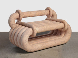 Мраморное кресло