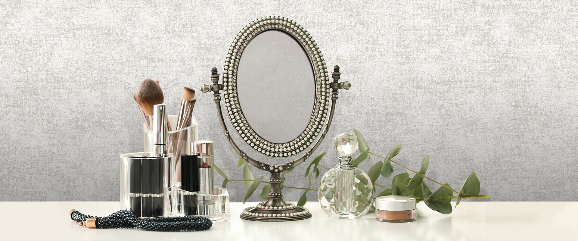 Victoria Stenova 889388 Фон DINASTIA 889388  - Вид №1