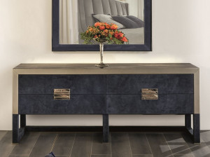 Кожаный комод