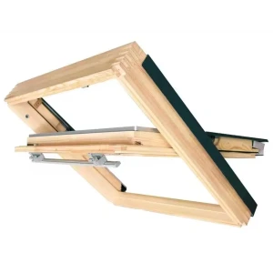 Мансардное окно Fakro AHRD A5 66x118 см сосна