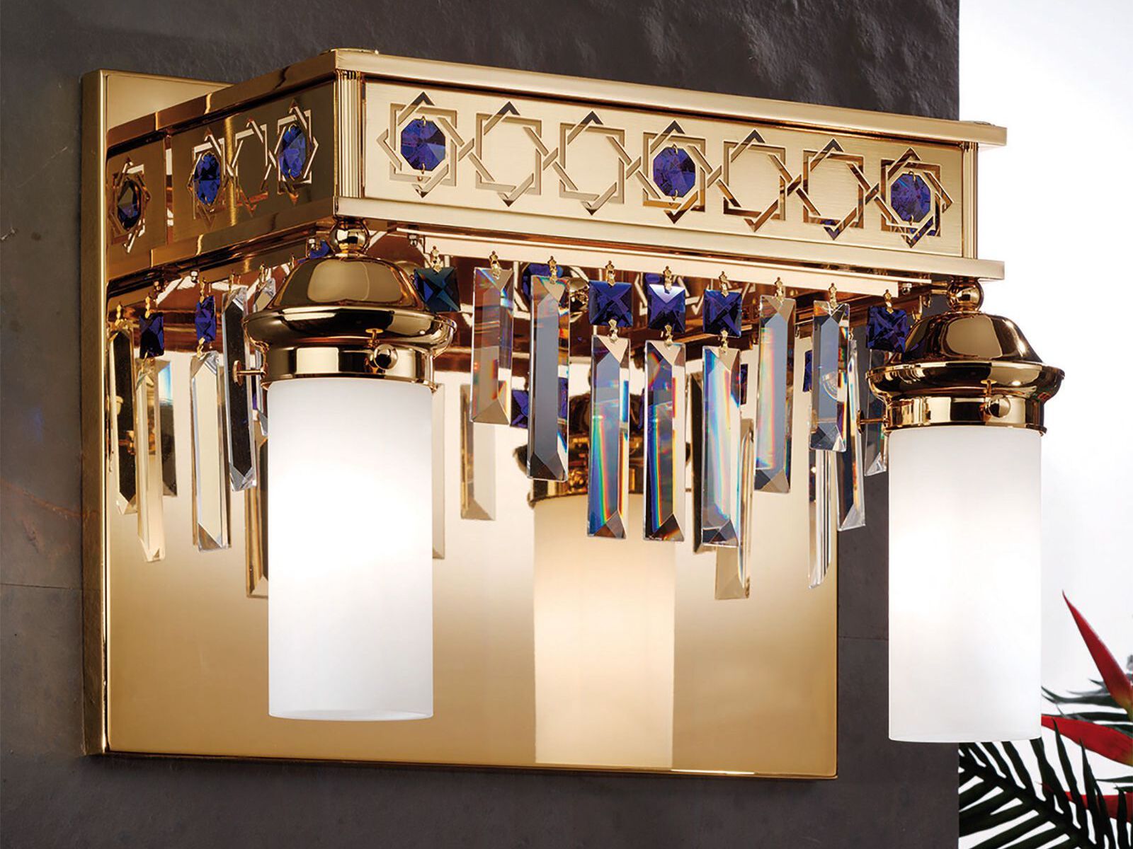 Настенный светильник из латуни с кристаллами Orion Oriontal ARCH-00150766