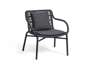 Веревочное кресло на открытом воздухе