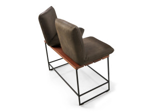 Садовая скамейка