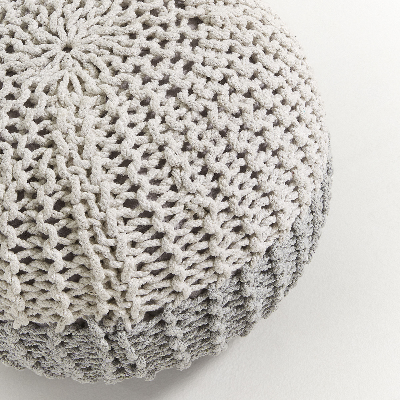 053785 Пуф Arieh из хлопка серый La Forma Arnot 