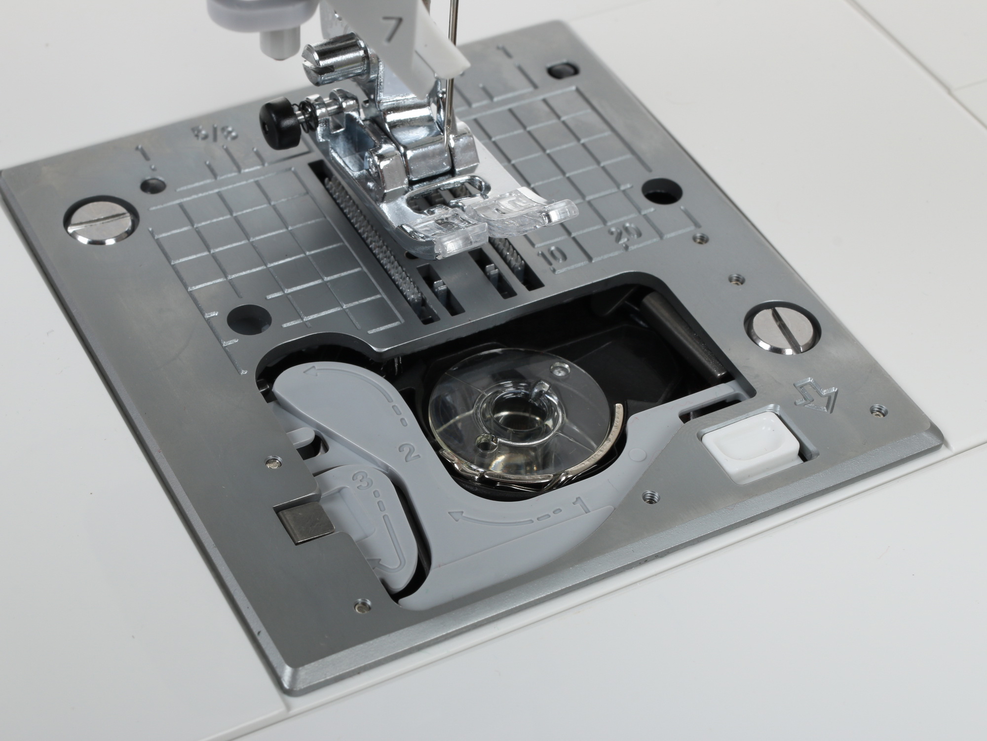 1135592 Швейная машина Juki HZL-F-300 STDN-0051738 - Вид №6