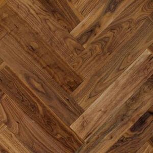 Паркет Ёлка Marco Ferutti Hermitage Американский Орех Европейский (Грецкий) Любая на выбор (Гладкая) 610х122 мм.