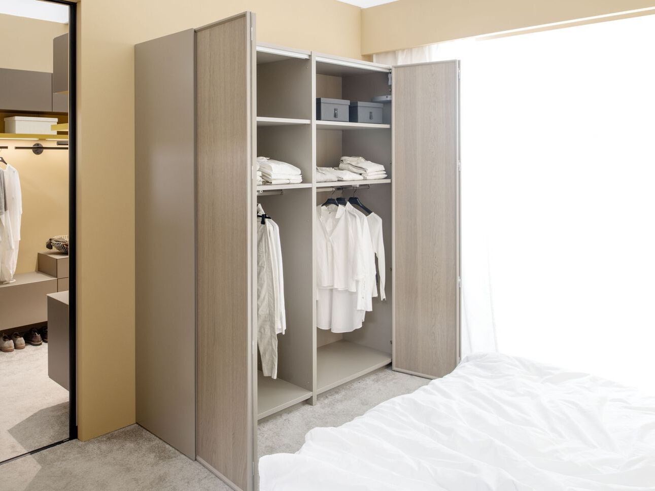 Шкаф с книжными дверцами Sudbrock Möbelhandwerk Artayo ARCH-00098666 - Вид №2