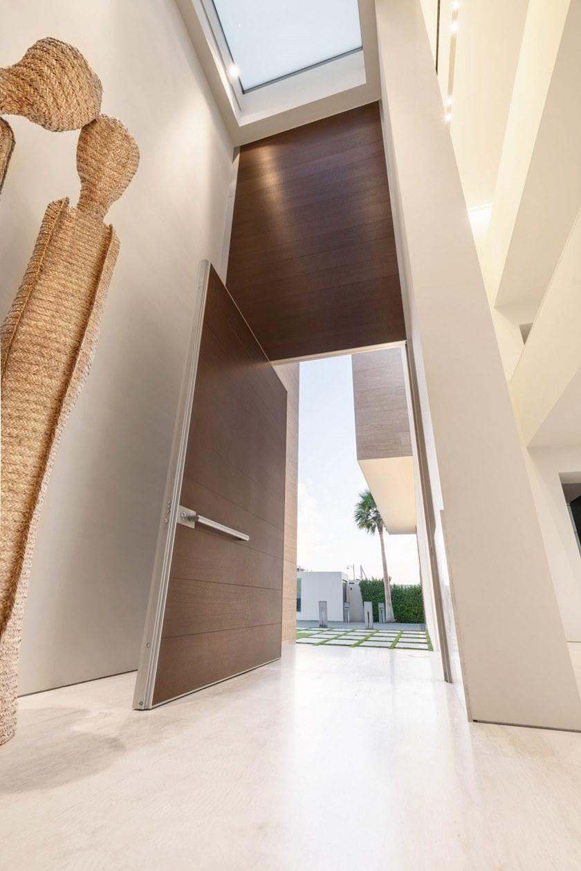 OIKOS VENEZIA Распашная бронированная деревянная входная дверь Synua sun-id-1468014 - Вид №7