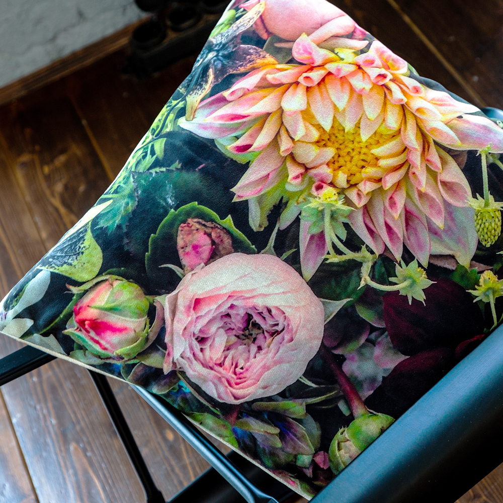 4112122 Интерьерная подушка «Pink Dogwood» Object Desire  - Вид №1