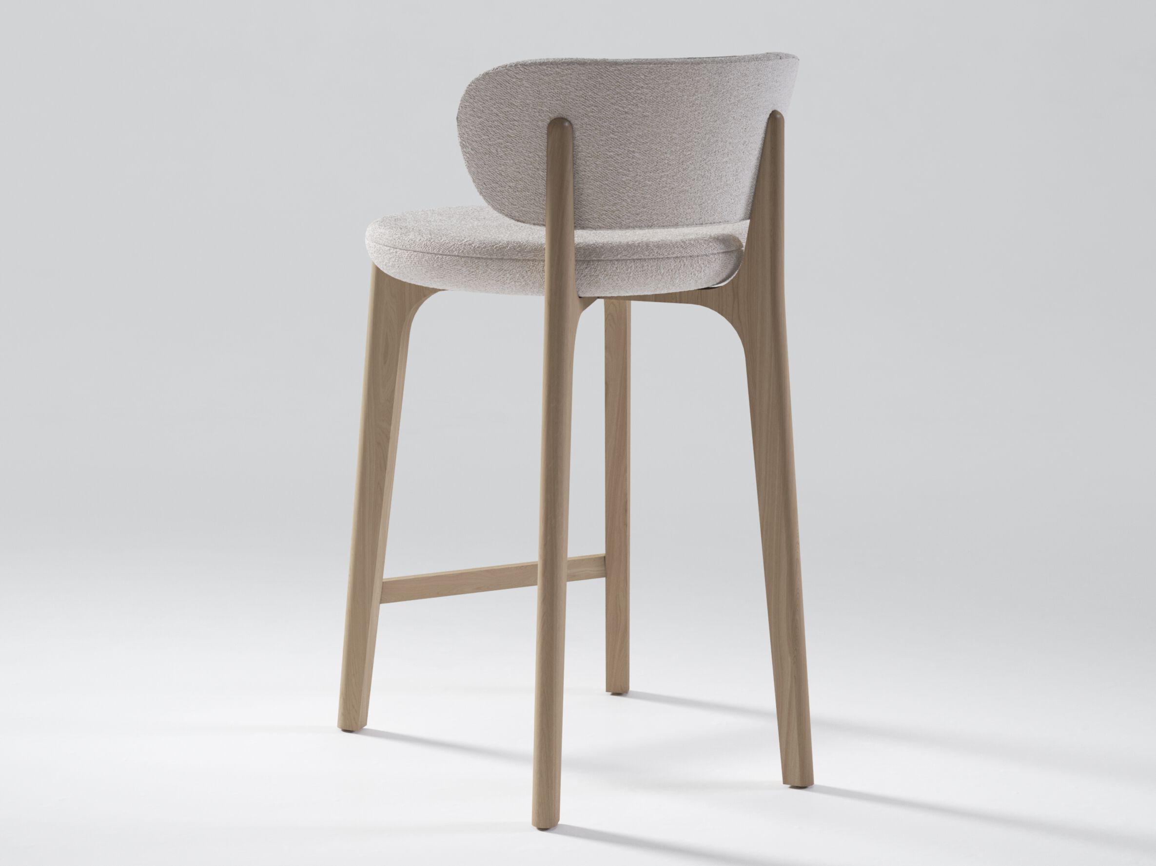 Высокий тканевый стул с деревянным основанием и подставкой для ног Secolo Ричмонд ARCH-00005641