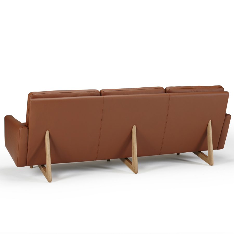 Диван трехместный Egsmark с мягкими подлокотниками, лакированный дуб, коричневый Kragelund 20003202801 - Вид №7