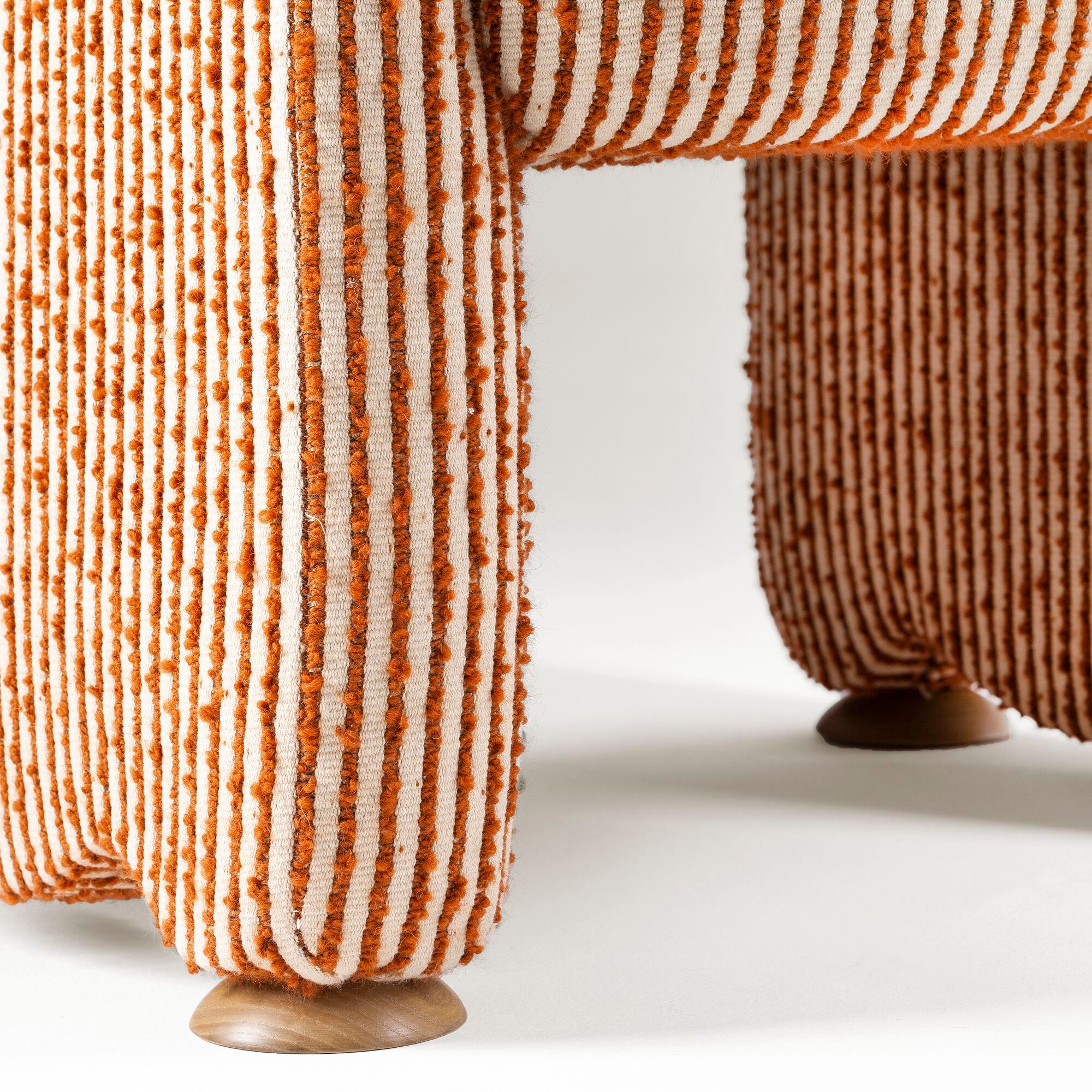 Мягкий тканевый стул с подлокотниками DOOQ Cindy ARCH-00131388 - Вид №8