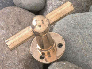 Кремонезе в бронзе на Розетте