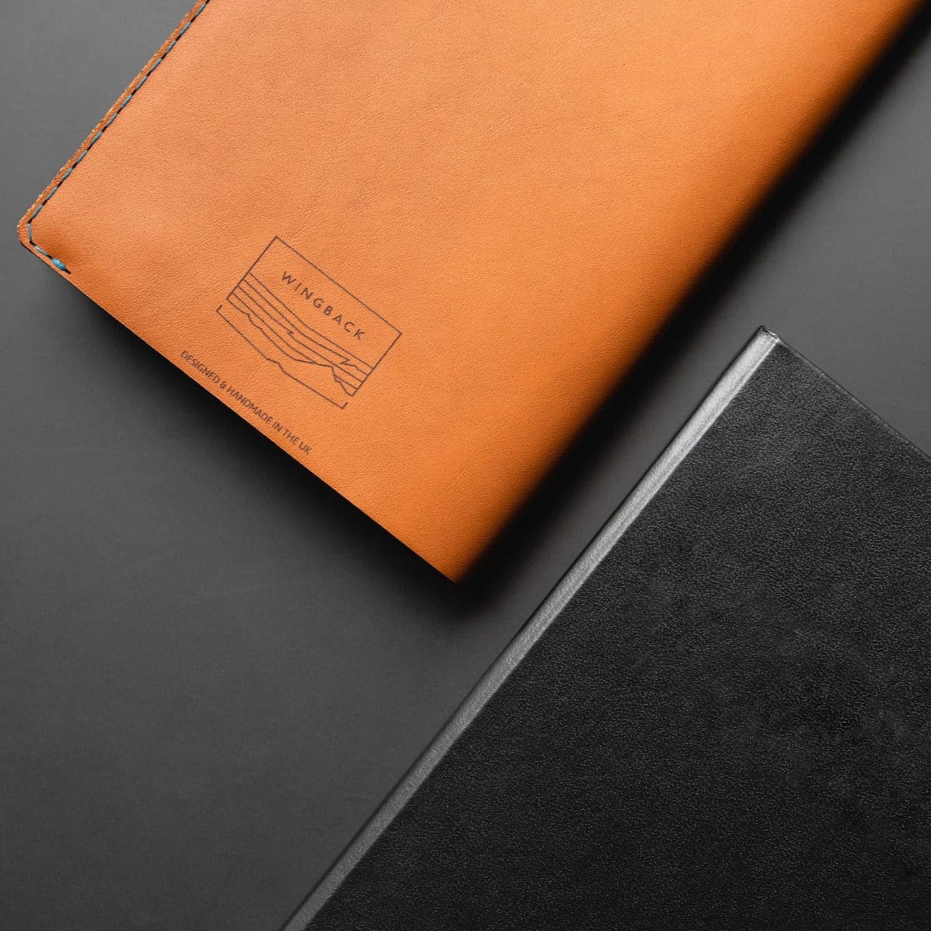 M907-DOT Блокнот Moleskine Classic в твердом переплете - с точками Wingback  - Вид №6