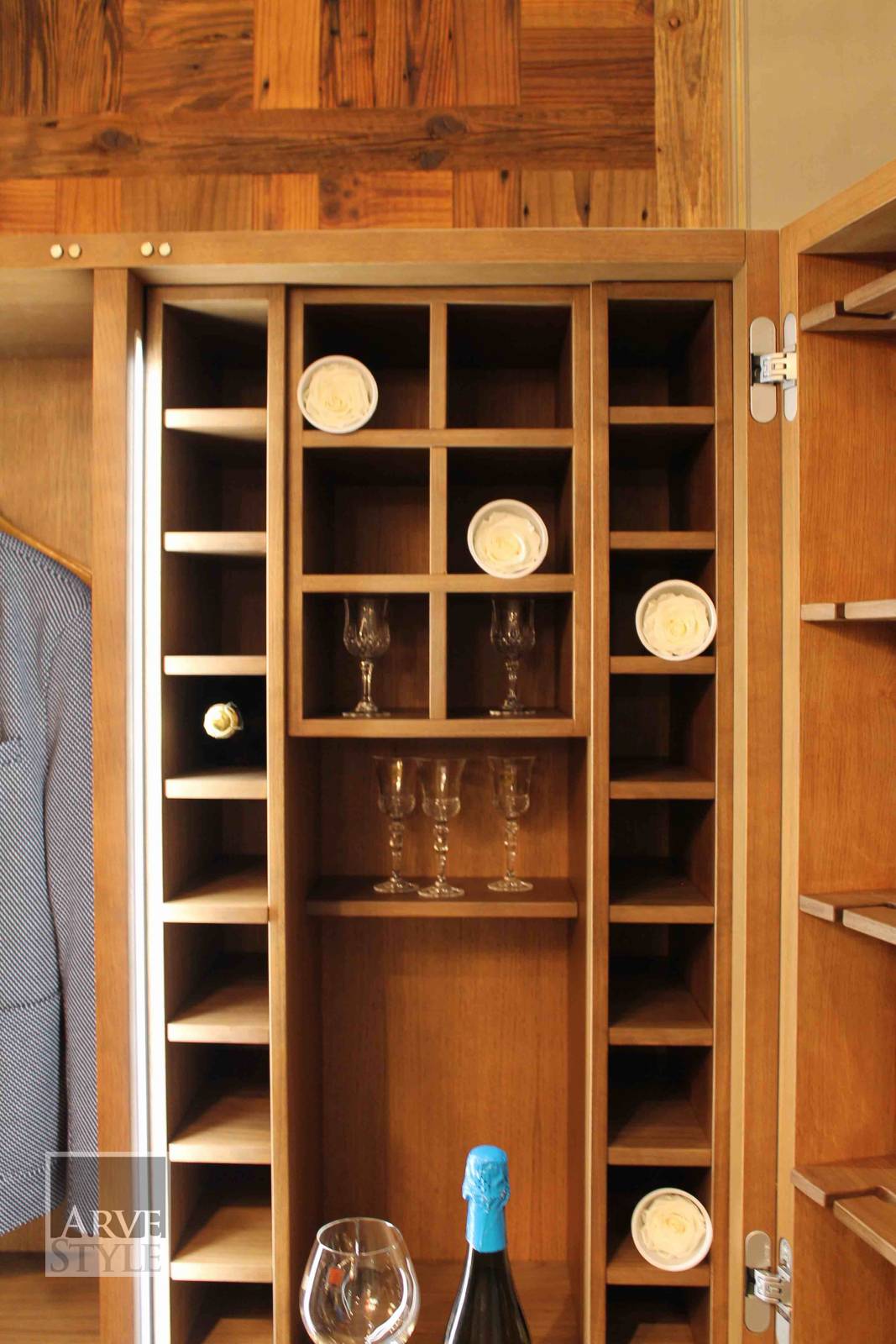 Деревянный барный шкаф со встроенным освещением Arvestyle паркет ARCH-00082377 - Вид №6