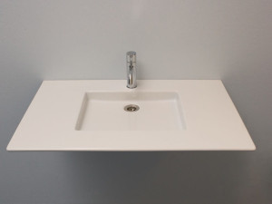 Керамическая прямоугольная подвесная раковина