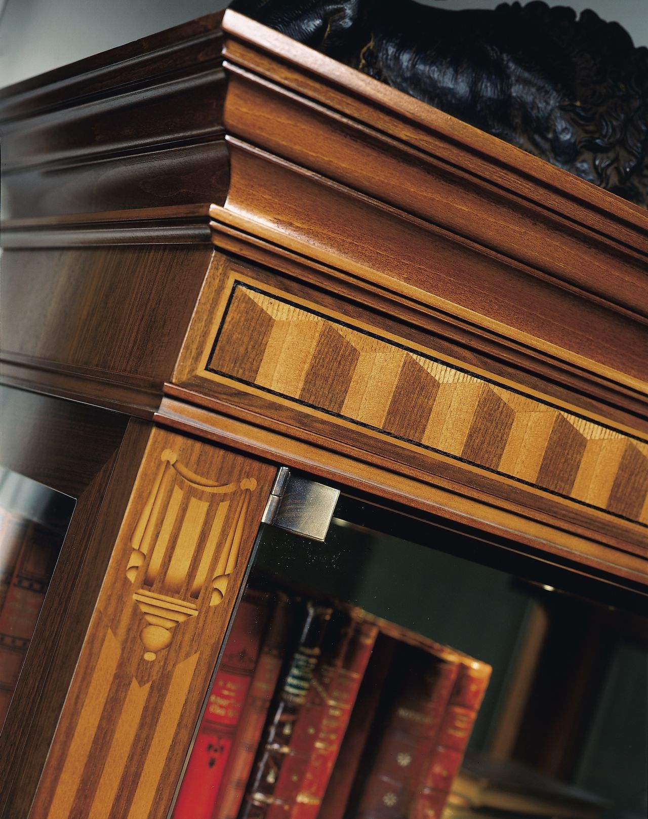 Деревянная витрина Hurtado Traditional ARCH-00094088 - Вид №2