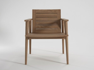 Садовое кресло из тикового дерева с подлокотниками