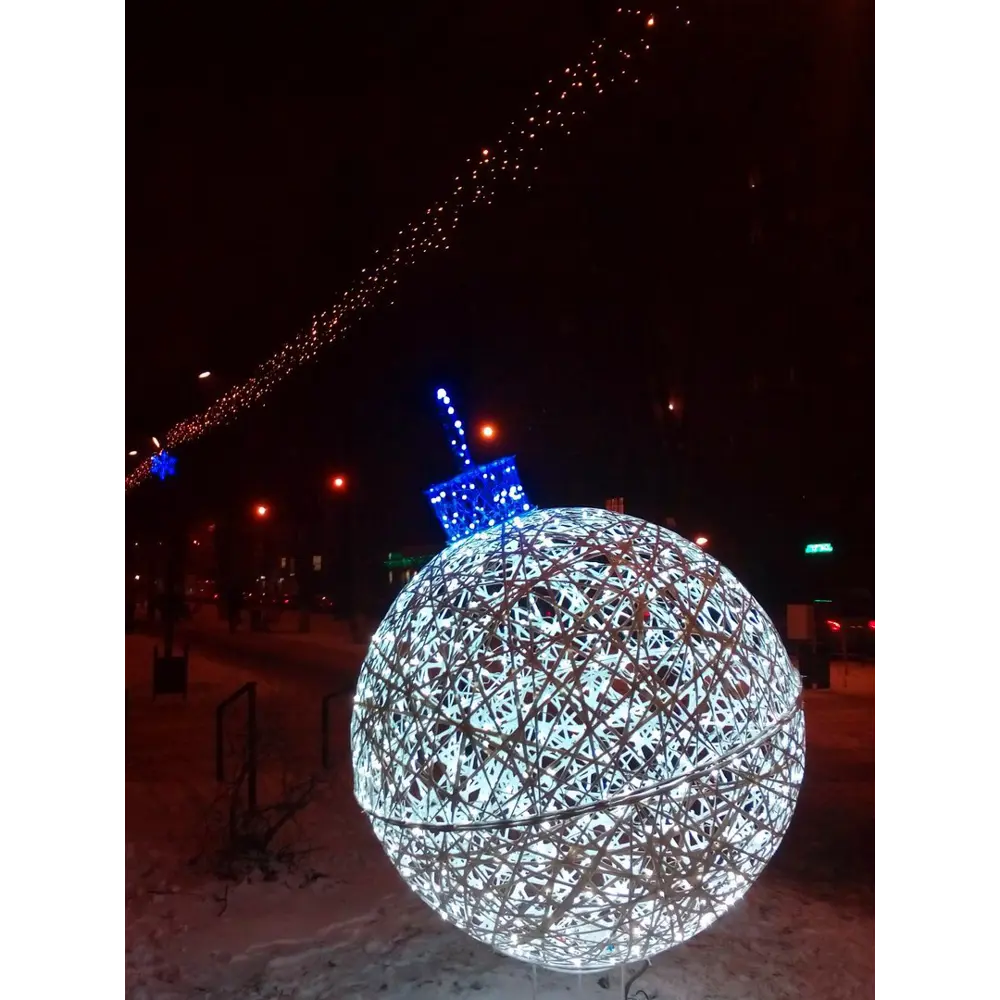 Электрическая светящиеся фигура Елочная игрушка 200 LED 110x110x110 см теплый белый свет 86164016 STLM-2113028 AJURIO 