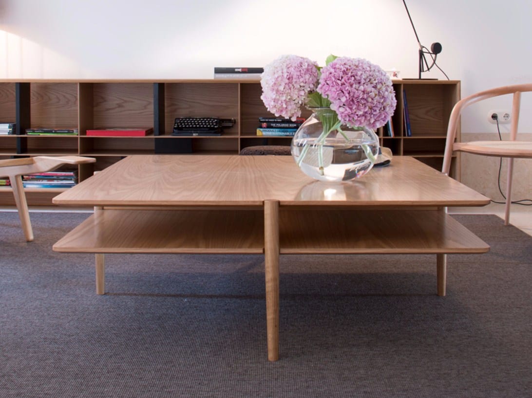 Деревянный квадратный журнальный столик Branca Lisboa NÍVEL ARCH-00144969 - Вид №1