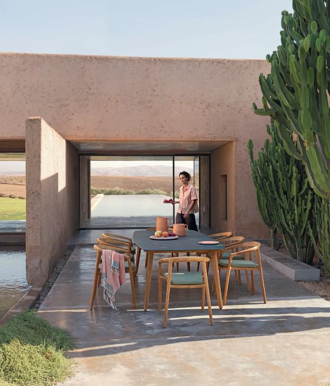 MNST986 Обеденный стол teak nero ⌀125см Manutti Torsa - Вид №14