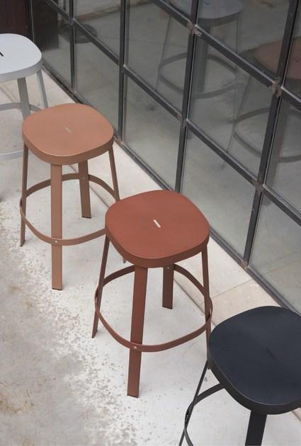 emu Высокий садовый табурет из нержавеющей стали Thor 657 - Вид №3