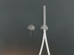 Ceadesign Настенный смеситель для ванны / душа с ручным душем Innovo Inv 62