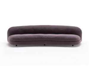 Изогнутый диван из ткани
