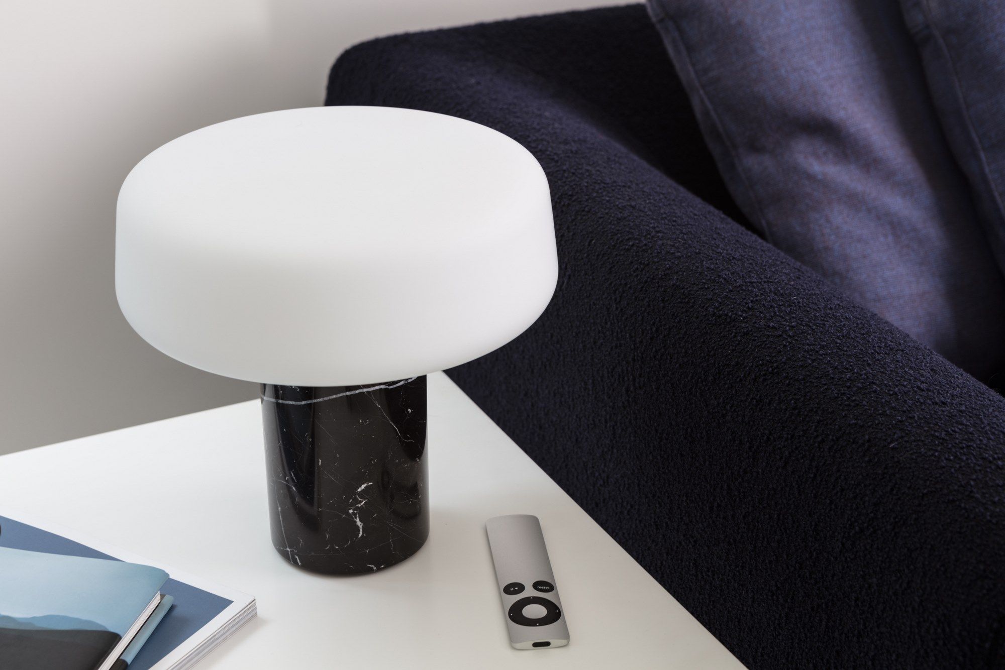 Черная мраморная светодиодная настольная лампа Marquina Case SOLID ARCH-00096833 - Вид №2