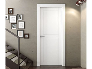 Лакированная распашная дверь