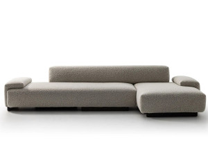 Тканевый диван с полуостровом