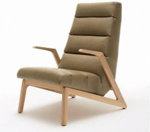 Rolf Benz Кожаное кресло с подлокотниками Rolf benz 580