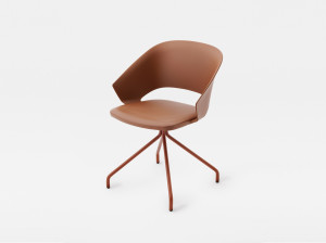 Стул на насесте с подлокотниками