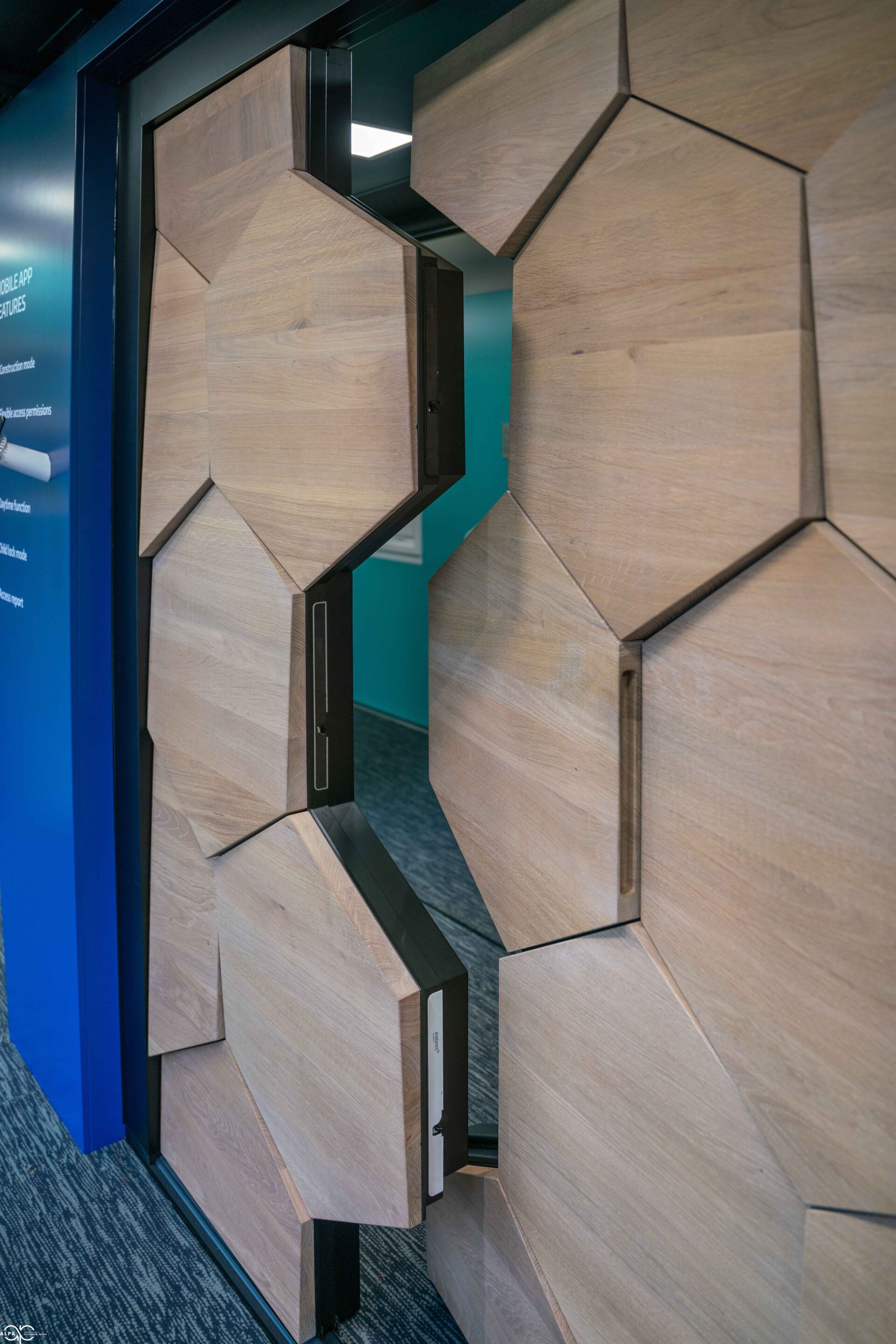 Многоточечная система запирания дверей без цилиндра MAICO INSTINCT ARCH-00117614 - Вид №2