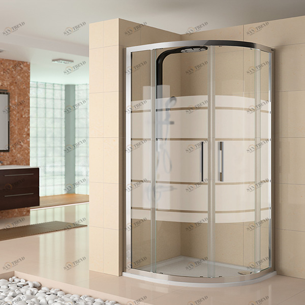 ДУШЕВОЙ УГОЛОК ЧЕТВЕРТЬ КРУГА CLEAR 80Х80 СМ SALGAR Душевые ограждения CLEAR 16715