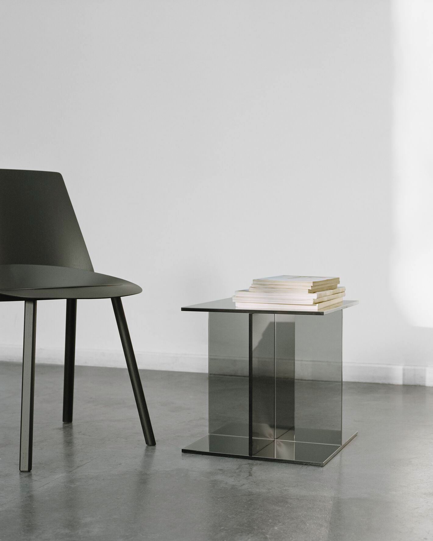 Стеклянный журнальный столик e15 VIER ARCH-00031165 - Вид №5