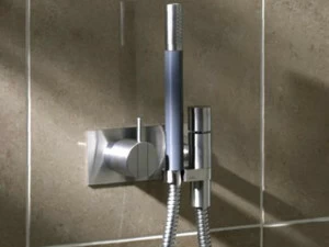 VOLA Смеситель для душа с ручным душем