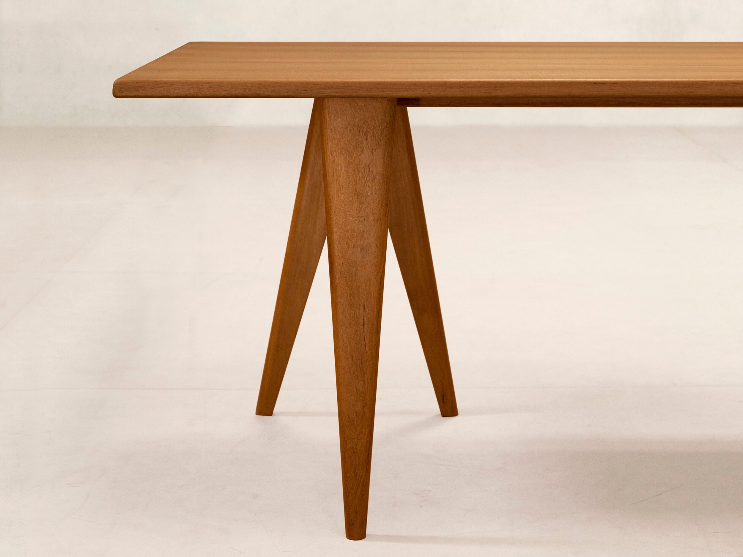 Прямоугольный обеденный стол из тикового дерева Phantom Hands X + L ARCH-00117320 - Вид №6