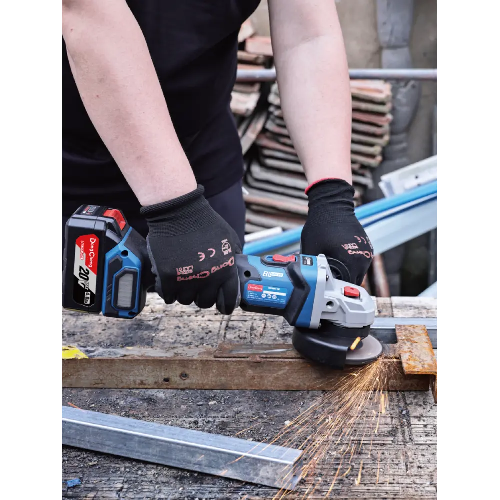 УШМ аккумуляторная Dongcheng DCSM04-125, 20 В Li-ion 2x4 Ач, 125 мм STLM-2140966 - Вид №4