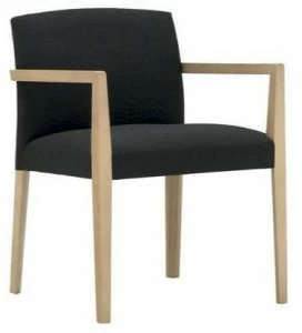 Andreu World Стул с обивкой и подлокотниками Cloé So7017