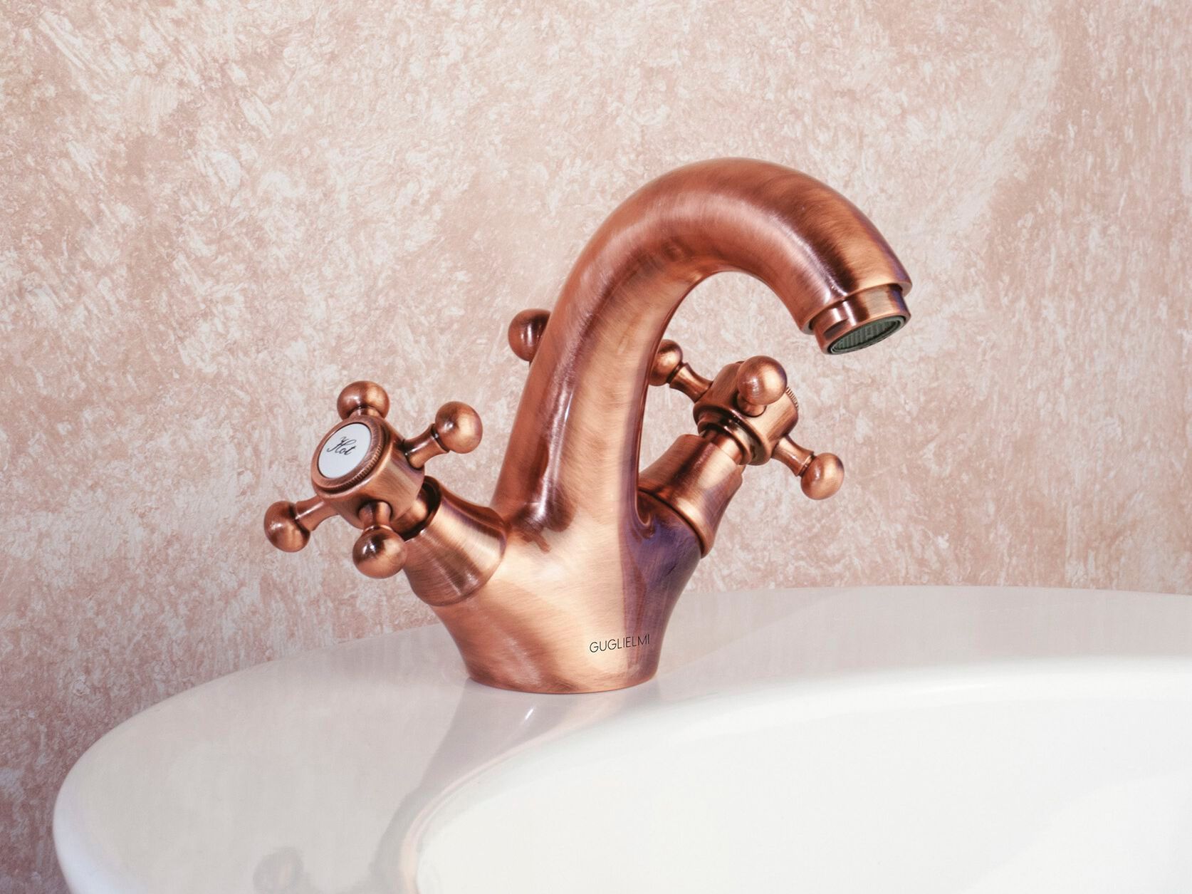 Смеситель для раковины с одним отверстием GUGLIELMI RUBINETTERIE классическая ARCH-00132891 - Вид №1