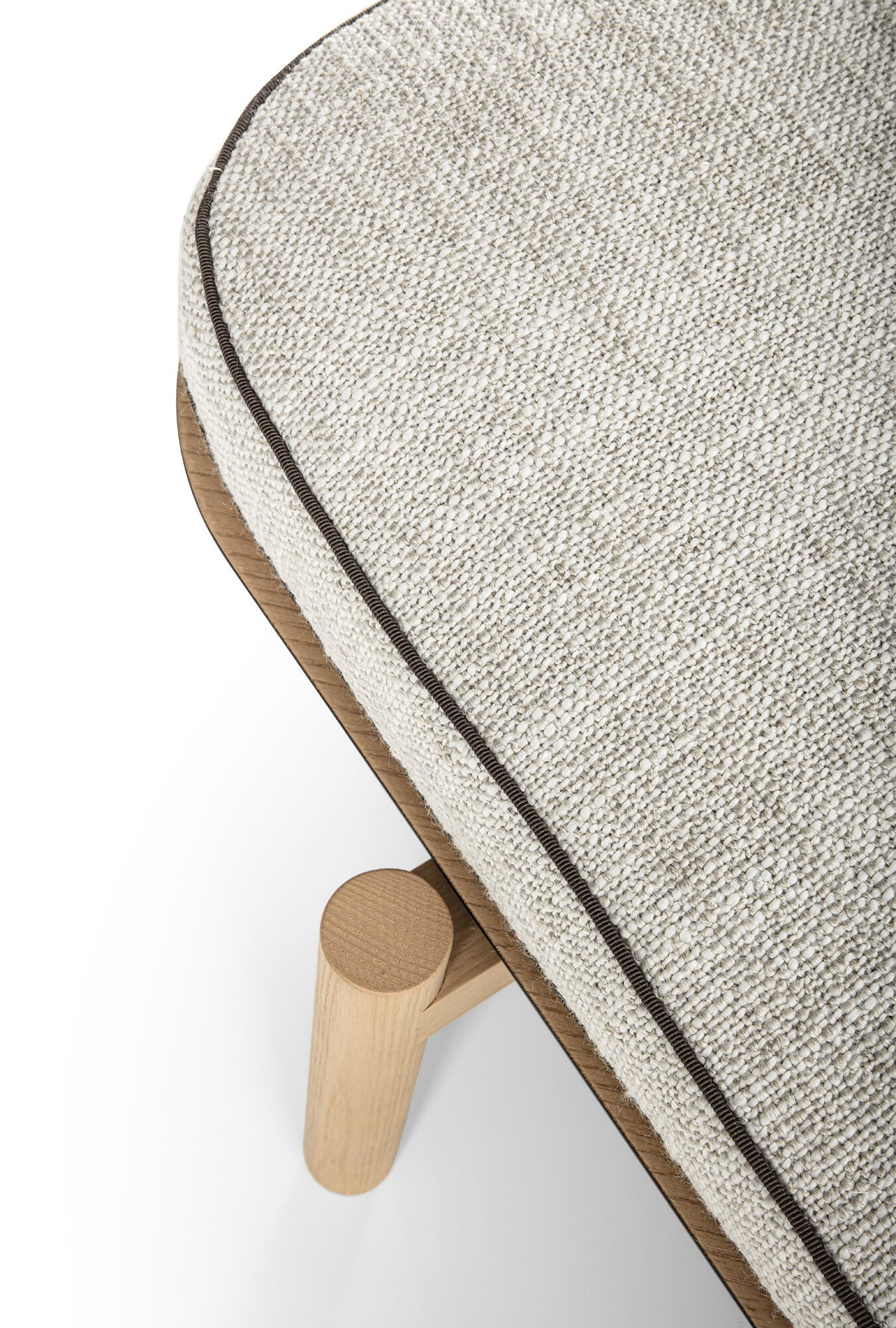 Мягкая скамейка из ткани Frigerio ARCH-00018995 - Вид №2