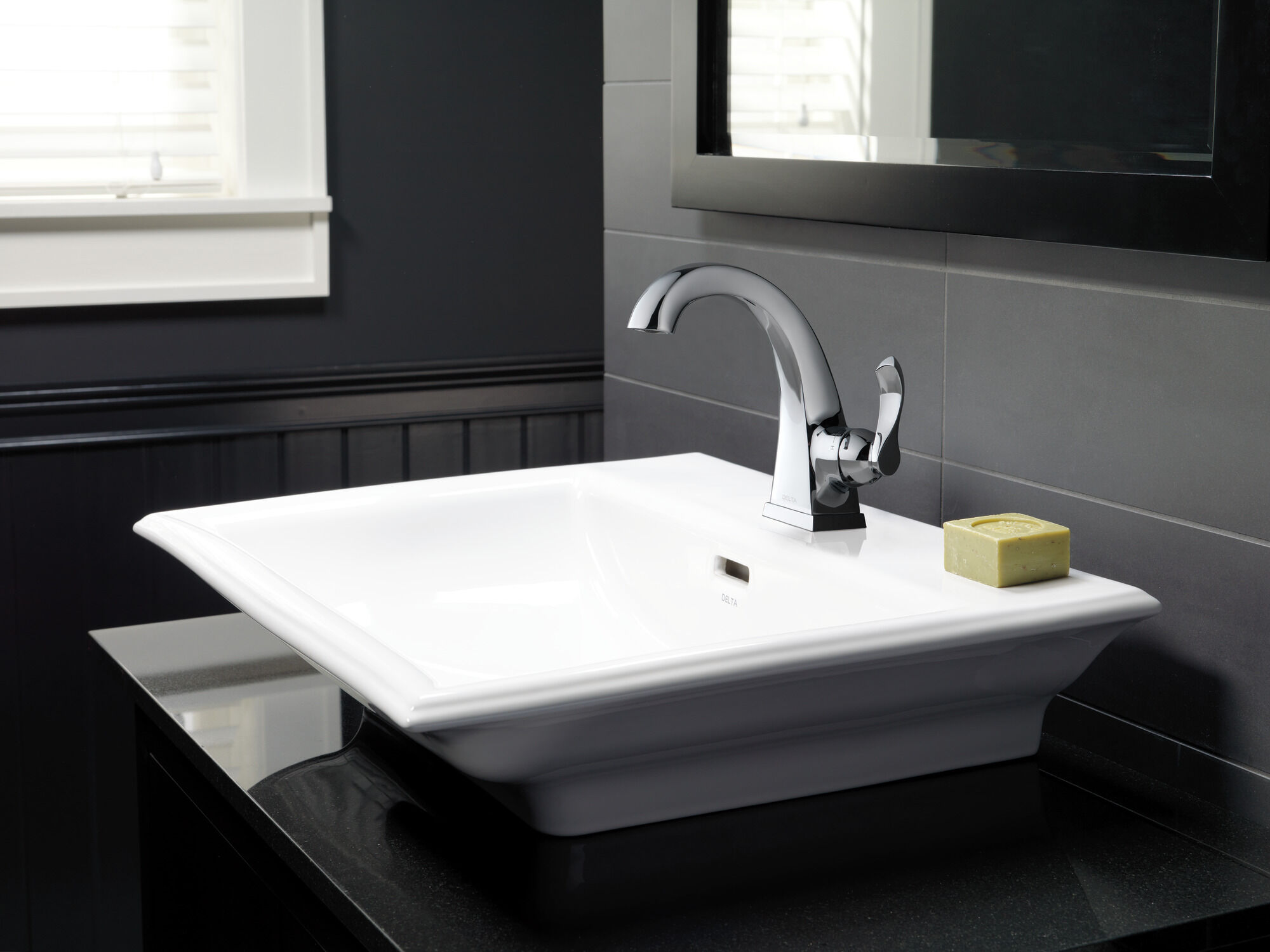 15741LF Смеситель Centerset с одной ручкой Delta Faucet Everly Хром  - Вид №5
