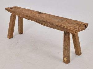 Дубовая скамья